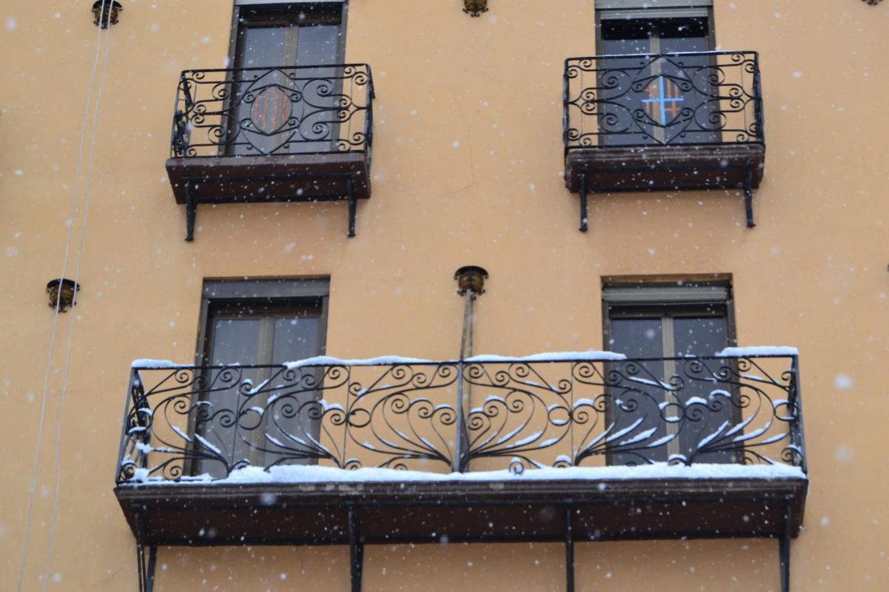 Hotel Bellavista Bellver De Cerdanya Dış mekan fotoğraf