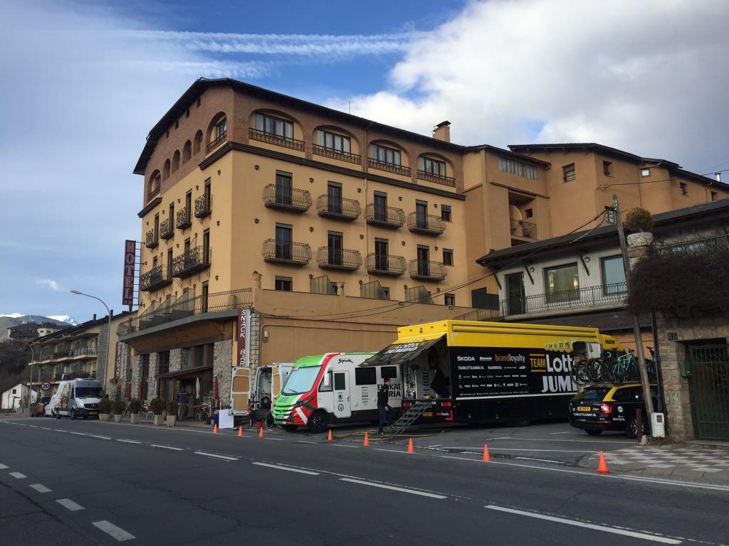 Hotel Bellavista Bellver De Cerdanya Dış mekan fotoğraf